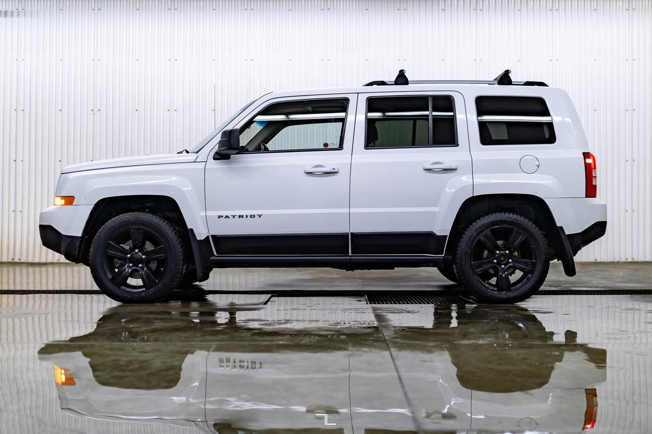 2017 Jeep Patriot 4x4 High Altitude Leather Roof Red Deer AB