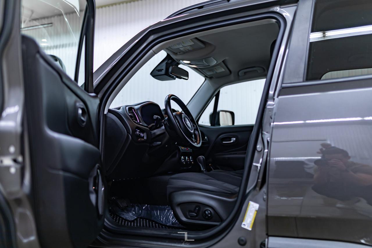 2017 Jeep Renegade 4x4 Altitude BCAM Red Deer AB