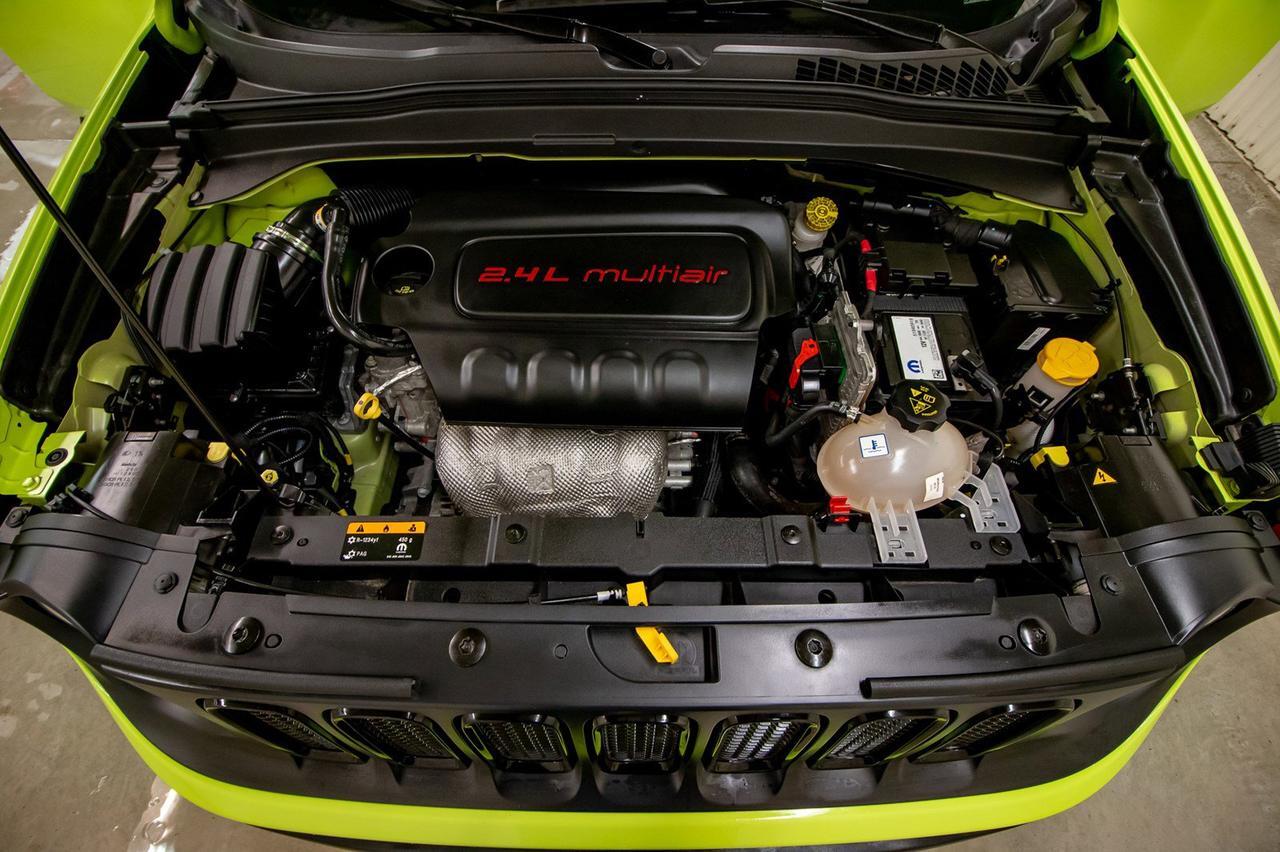 2017 Jeep Renegade 4x4 North Edition Roof BCam Red Deer AB