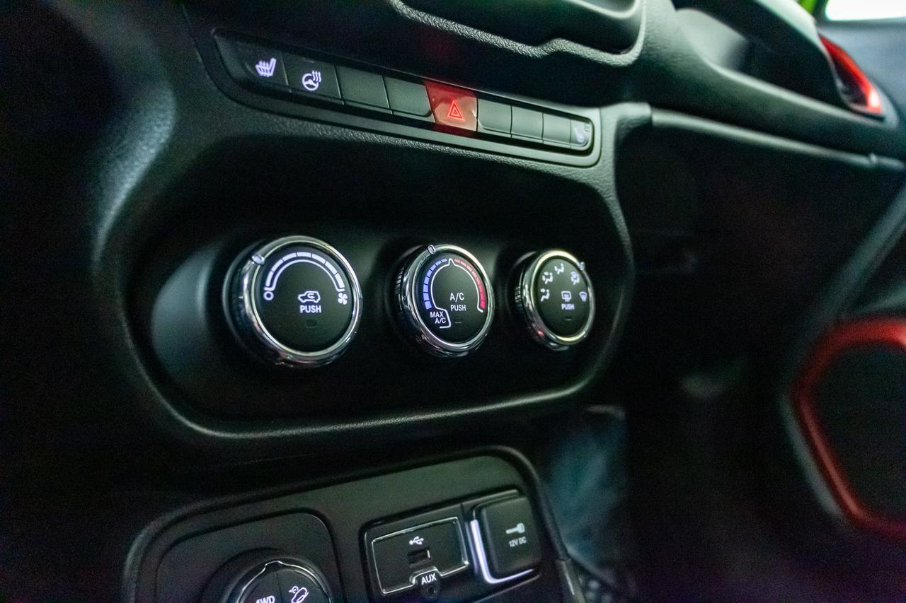 2017 Jeep Renegade 4x4 Trailhawk BCam Level Kit Red Deer AB