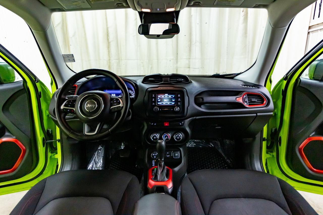 2017 Jeep Renegade 4x4 Trailhawk BCam Level Kit Red Deer AB