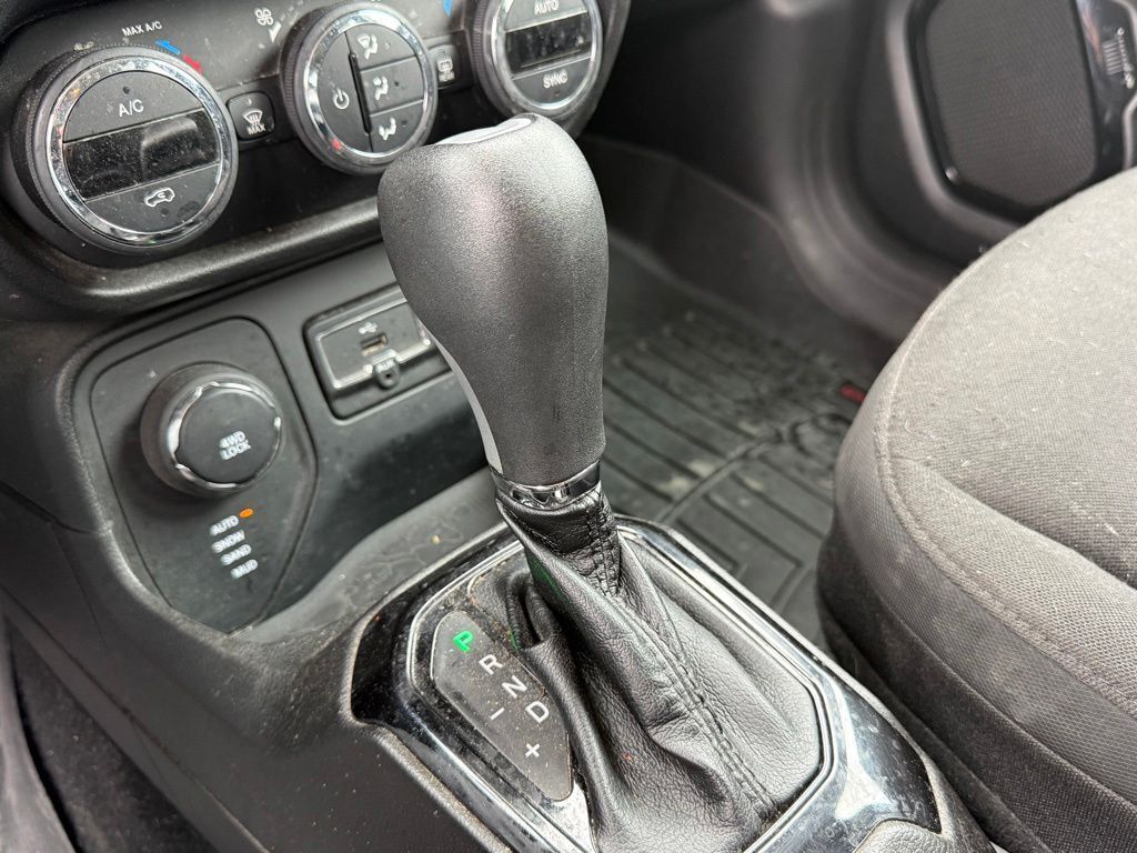 2017 Jeep Renegade Altitude Crestwood KY