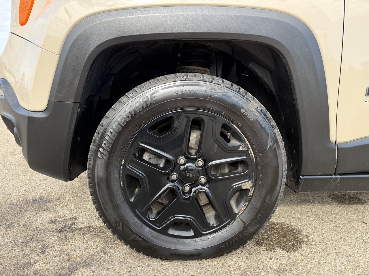 2017 Jeep Renegade Deserthawk 4WD | Mojave Sand | BeatsAudio Premium Sound | Backup Camera | Towing Pkg | Keyless Entry Redwater AB