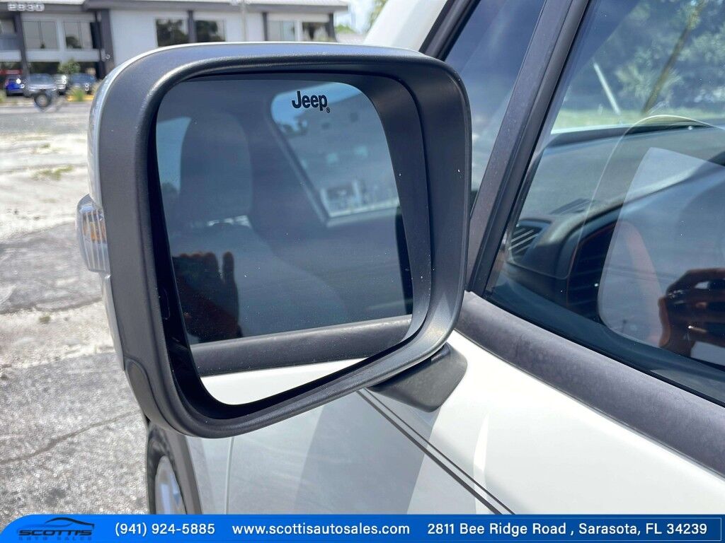 2017 Jeep Renegade LIMITED~BLUETOOTH~BUCKET SEATS~CHROME ROOF RAILS~HALOGEN HEADLIGHTS~HEATED SEATS~REARVIEW CAMERA Sarasota FL