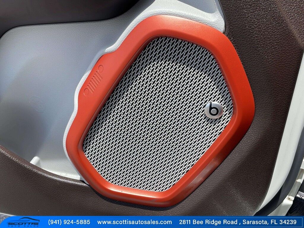 2017 Jeep Renegade LIMITED~BLUETOOTH~BUCKET SEATS~CHROME ROOF RAILS~HALOGEN HEADLIGHTS~HEATED SEATS~REARVIEW CAMERA Sarasota FL
