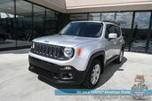 2017 Jeep Renegade Latitude / 4X4 / 2.4L I4 / Auto Start / Cold Weather Group / Heated Premium Cloth Seats / Heated Steering Wheel / Bluetooth / USB & Aux Input / Back Up Camera / Keyless Entry & Start / Tow Pkg / 29MPG