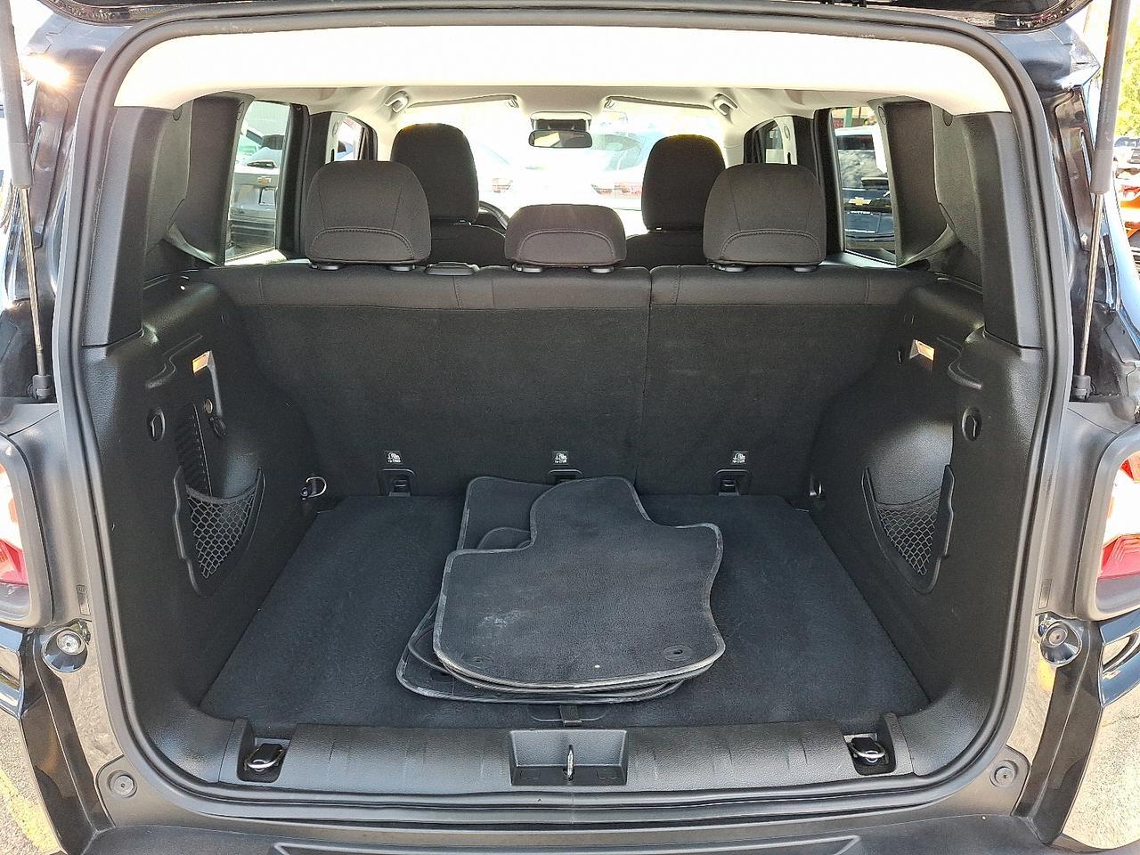2017 Jeep Renegade Latitude 4x4 Allentown PA