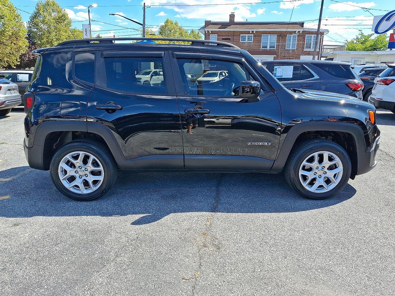 2017 Jeep Renegade Latitude 4x4 Allentown PA