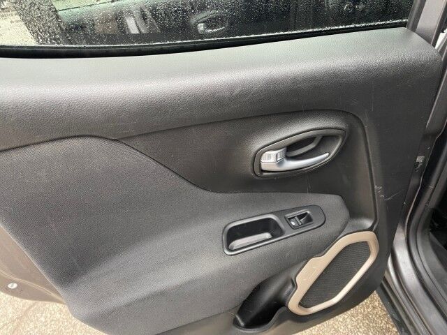 2017 Jeep Renegade Latitude Cleveland OH