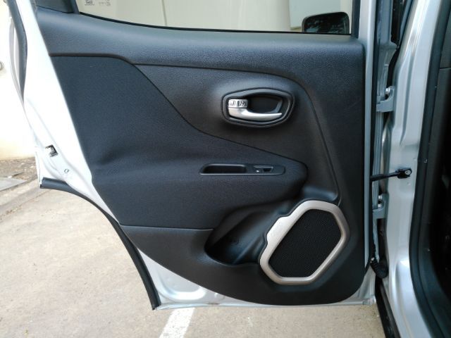 2017 Jeep Renegade Latitude Plano TX