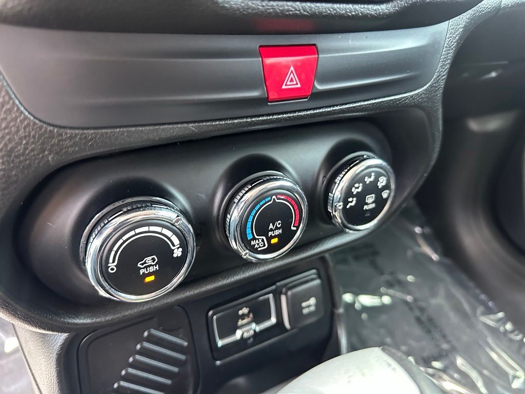 2017 Jeep Renegade Latitude Tucson AZ
