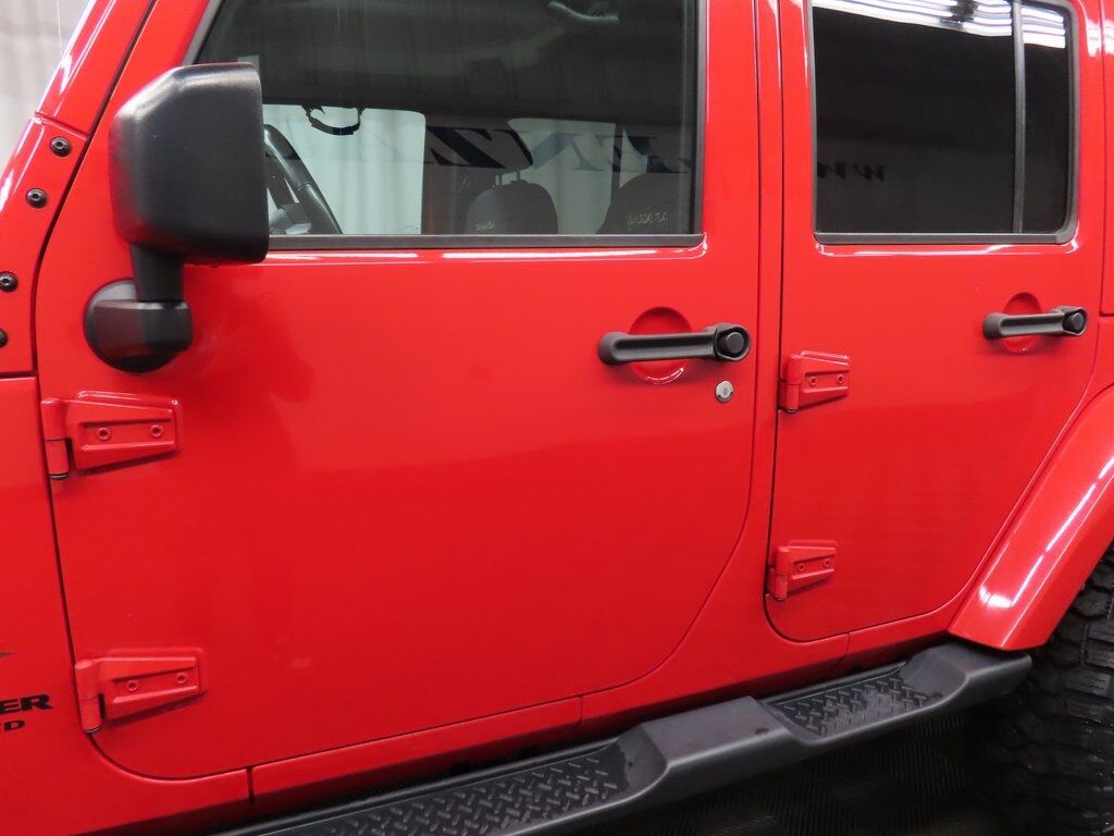 2017 Jeep Wrangler 4x4 Unlimited Sahara Fond du Lac WI