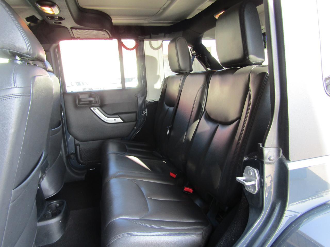 2017 Jeep Wrangler Sahara 4x4 Grand Prairie TX