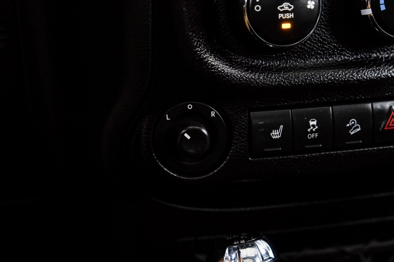 2017 Jeep Wrangler Unlimited Rubicon photo 19
