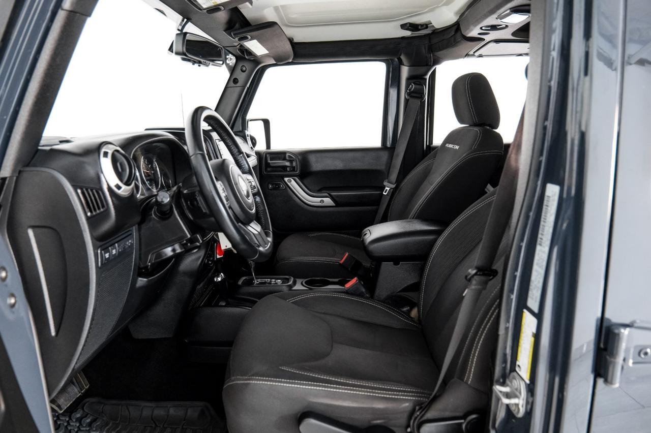 2017 Jeep Wrangler Unlimited Rubicon photo 24