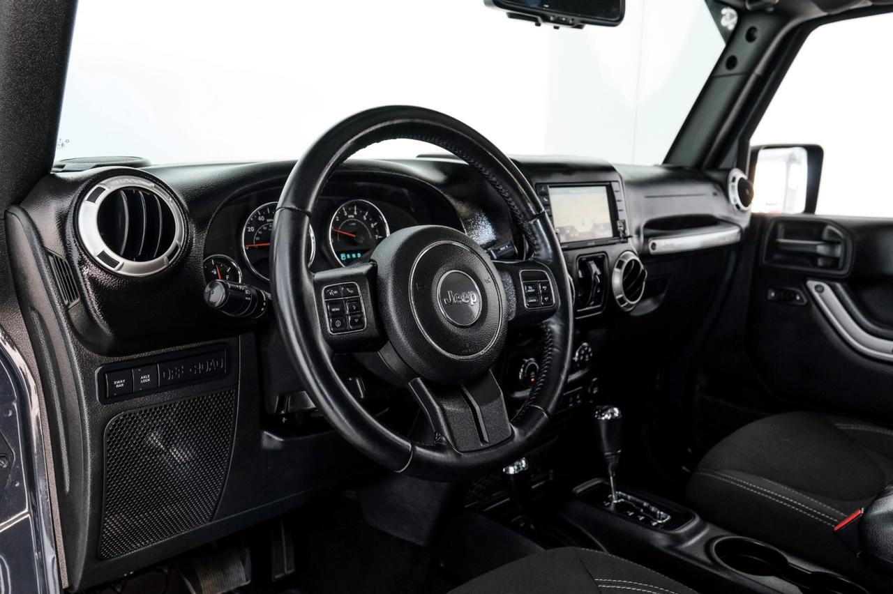 2017 Jeep Wrangler Unlimited Rubicon photo 10