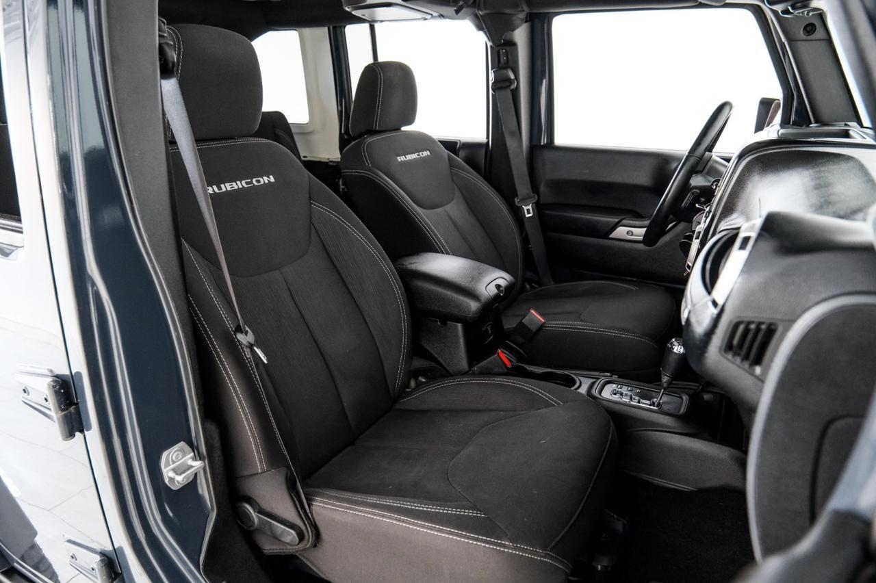 2017 Jeep Wrangler Unlimited Rubicon photo 28