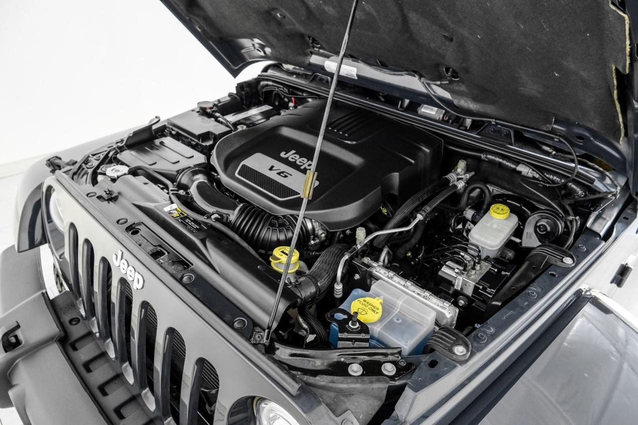 2017 Jeep Wrangler Unlimited Rubicon photo 38