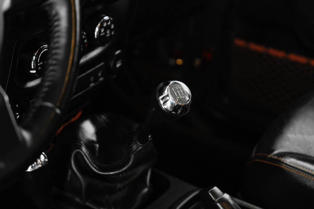 2017 Jeep Wrangler UNLIMITED RUBICON RECON 4WD HARD TOP NAVIGATION LEATHER HEATED SEATS TOW HITCH Carrollton TX