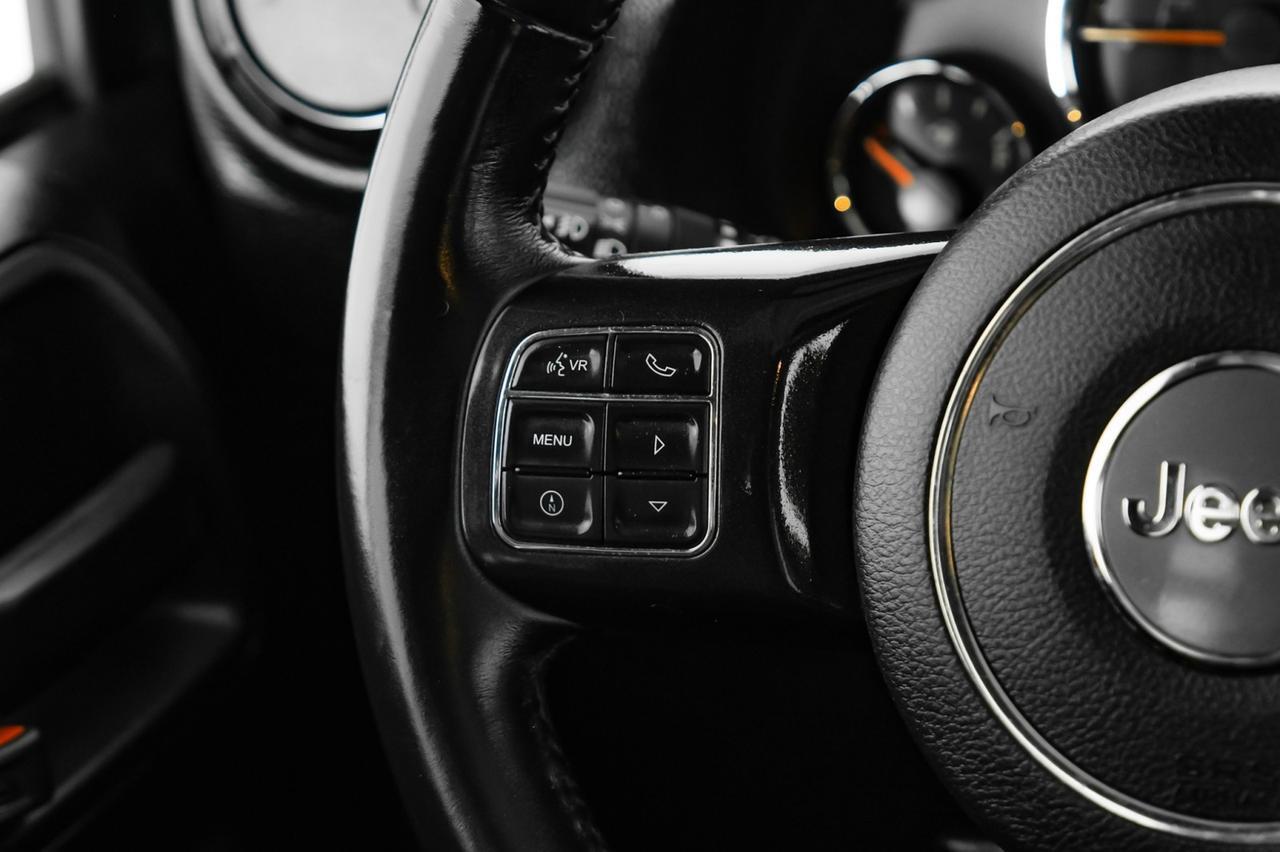 2017 Jeep Wrangler UNLIMITED RUBICON RECON 4WD HARD TOP NAVIGATION LEATHER HEATED SEATS TOW HITCH Carrollton TX