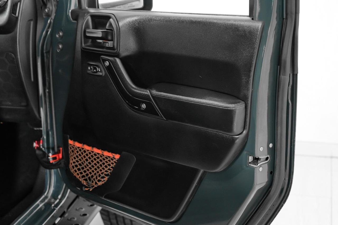 2017 Jeep Wrangler UNLIMITED RUBICON RECON 4WD HARD TOP NAVIGATION LEATHER HEATED SEATS TOW HITCH Carrollton TX