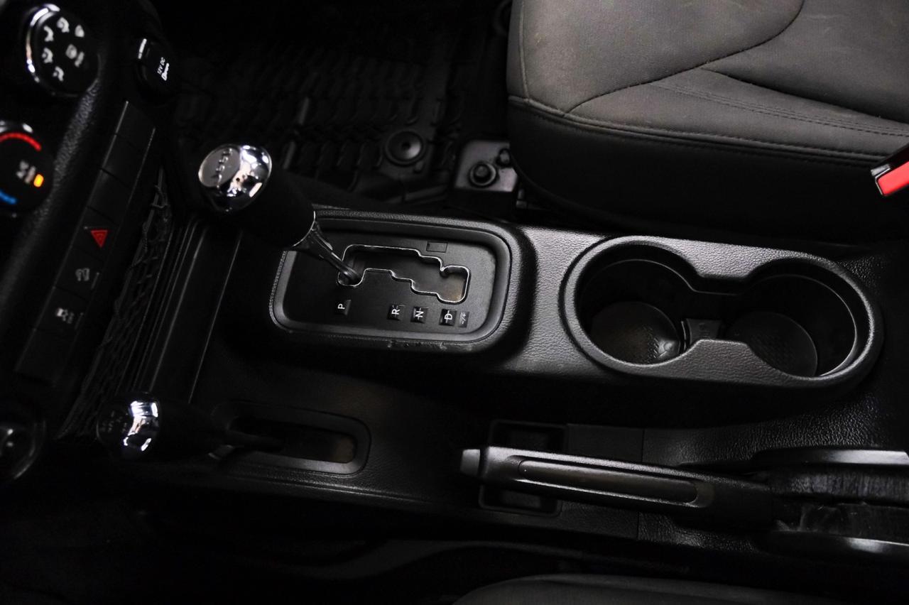 2017 Jeep Wrangler UNLIMITED SPORT 4WD AUTOMATIC HARD TOP CONVERTIBLE CRUISE CONTROL ALLOY WHEELS Carrollton TX