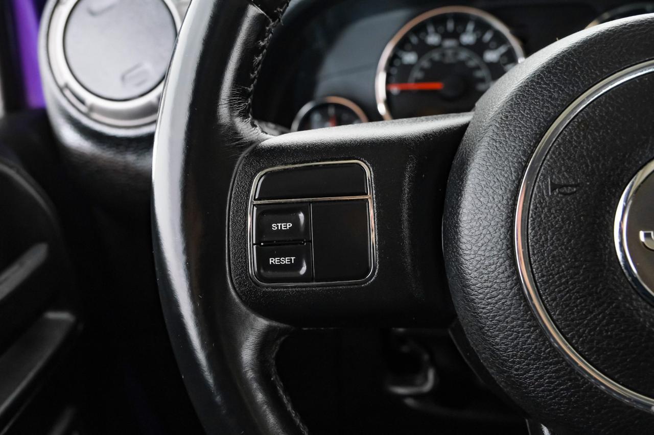 2017 Jeep Wrangler UNLIMITED SPORT 4WD AUTOMATIC HARD TOP CONVERTIBLE CRUISE CONTROL ALLOY WHEELS Carrollton TX