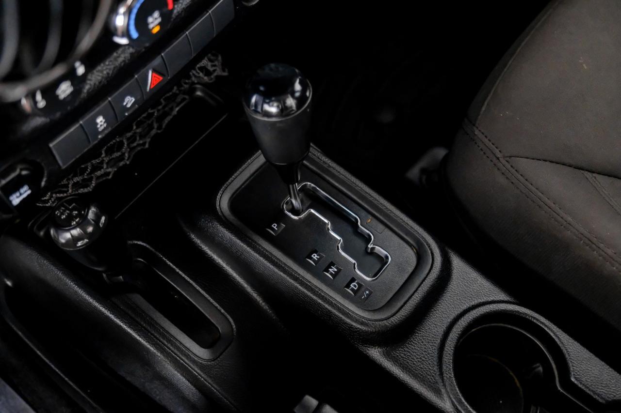 2017 Jeep Wrangler UNLIMITED SPORT 4WD AUTOMATIC SOFT TOP CONVERTIBLE CRUISE CONTRO Carrollton TX