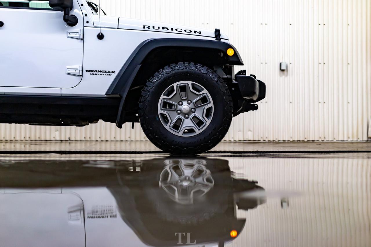 2017 Jeep Wrangler Unlimited 4x4 Rubicon Manual Leather Nav Red Deer AB
