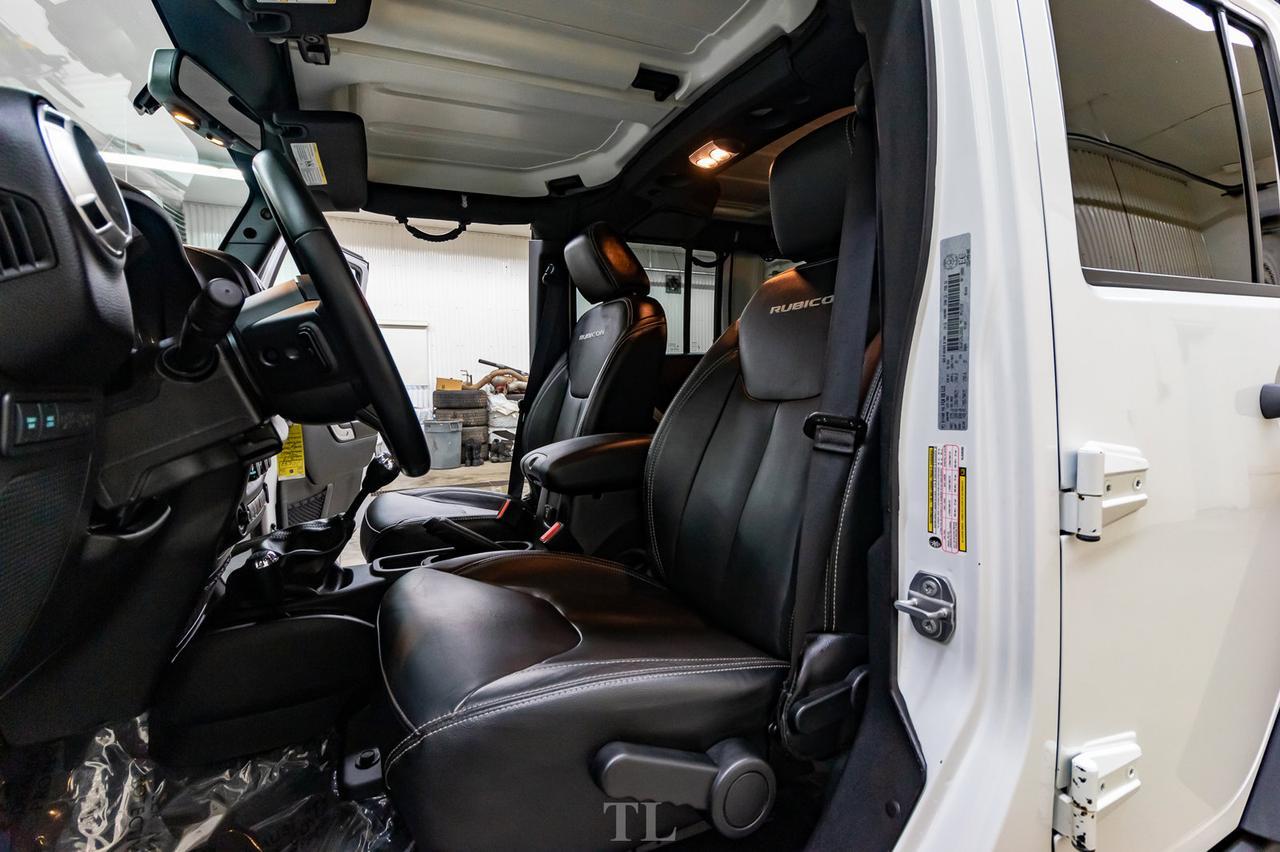 2017 Jeep Wrangler Unlimited 4x4 Rubicon Manual Leather Nav Red Deer AB