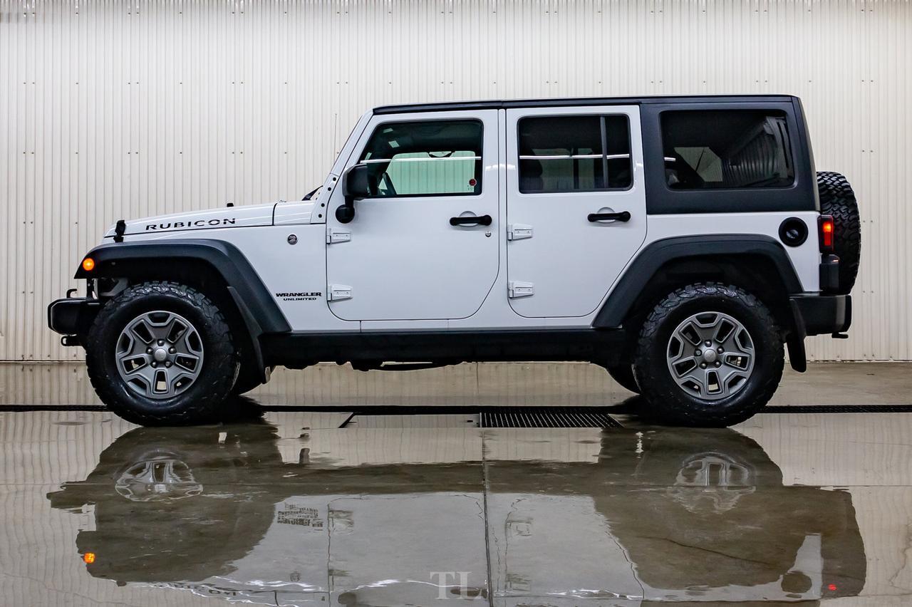 2017 Jeep Wrangler Unlimited 4x4 Rubicon Manual Leather Nav Red Deer AB