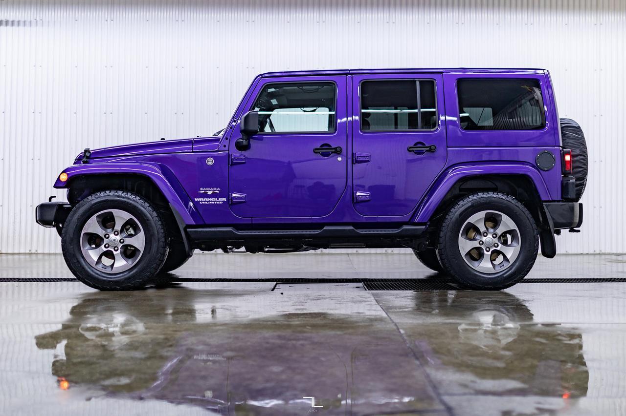 2017 Jeep Wrangler Unlimited 4x4 Sahara Leather Nav Red Deer AB