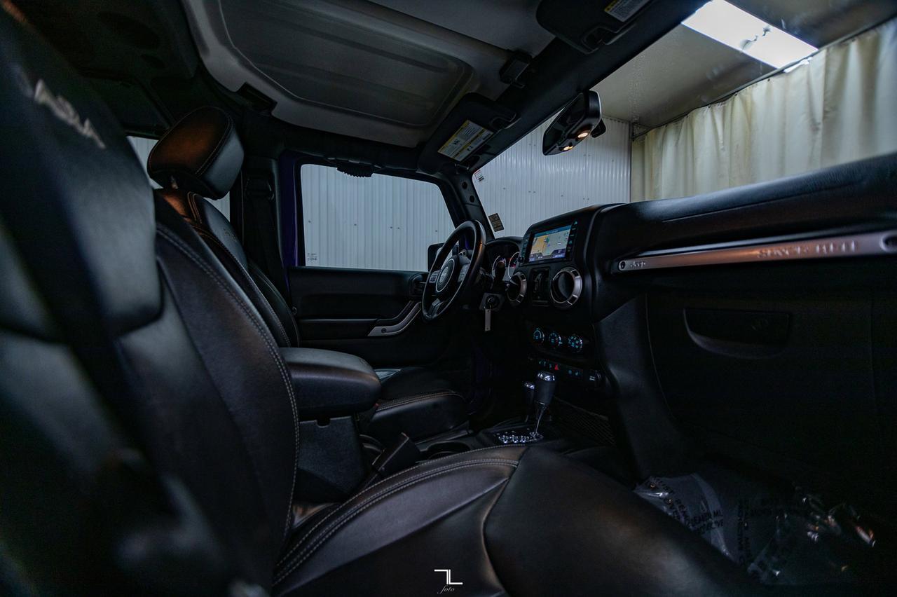 2017 Jeep Wrangler Unlimited 4x4 Sahara Leather Nav Red Deer AB