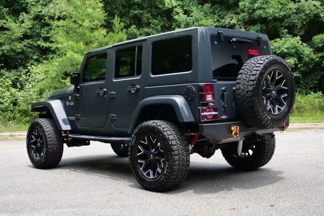 2017 Jeep Wrangler Unlimited Chief Edition 4X4 / MAJOR UPGRADES / Leather Seats! High Point NC