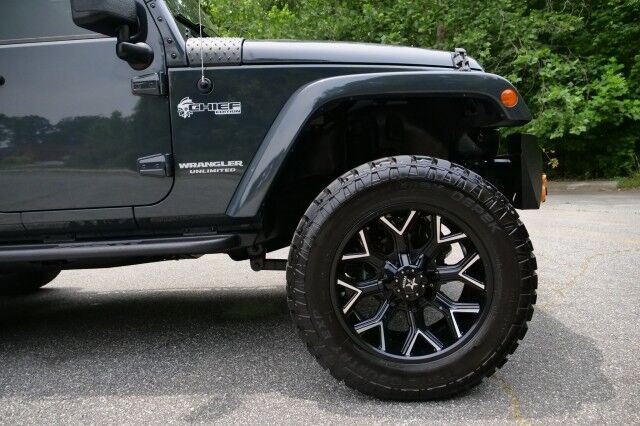 2017 Jeep Wrangler Unlimited Chief Edition 4X4 / MAJOR UPGRADES / Leather Seats! High Point NC