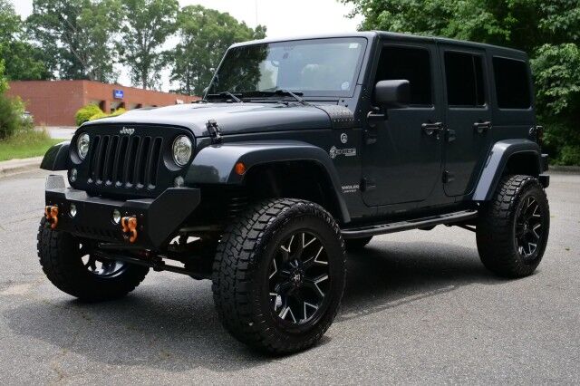 2017 Jeep Wrangler Unlimited Chief Edition 4X4 / MAJOR UPGRADES / Leather Seats! High Point NC
