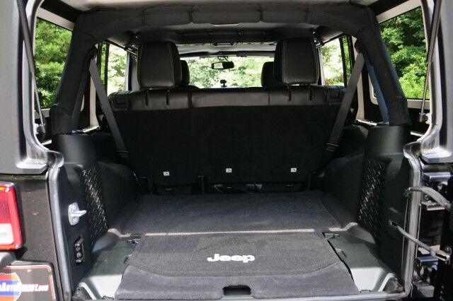 2017 Jeep Wrangler Unlimited Rubicon 4X4 / Wheels & Tires / Leather Seats! High Point NC