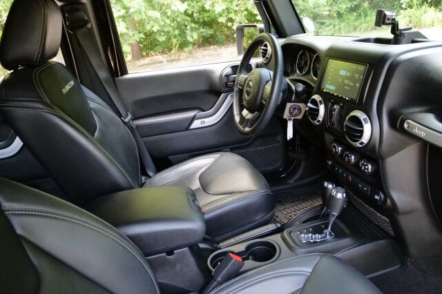 2017 Jeep Wrangler Unlimited Rubicon 4X4 / Wheels & Tires / Leather Seats! High Point NC