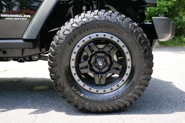 2017 Jeep Wrangler Unlimited Rubicon 4X4 / Wheels & Tires / Leather Seats! High Point NC
