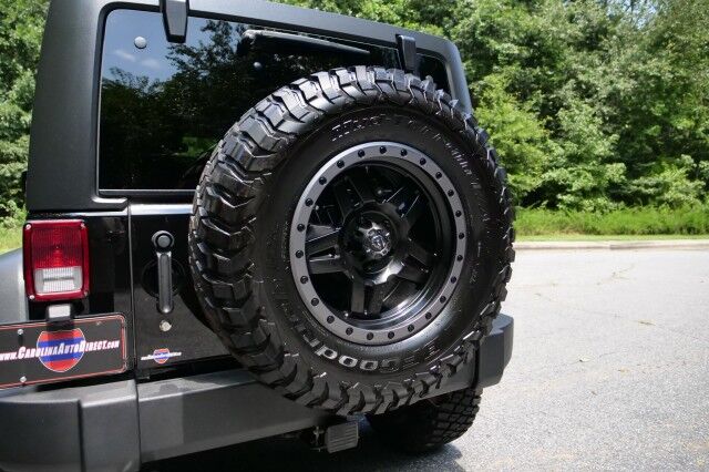 2017 Jeep Wrangler Unlimited Rubicon 4X4 / Wheels & Tires / Leather Seats! High Point NC