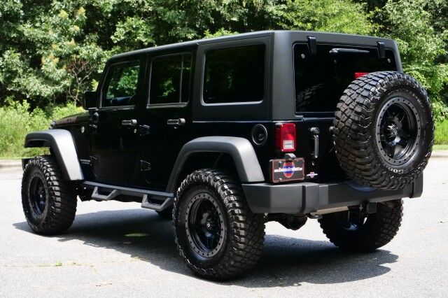 2017 Jeep Wrangler Unlimited Rubicon 4X4 / Wheels & Tires / Leather Seats! High Point NC