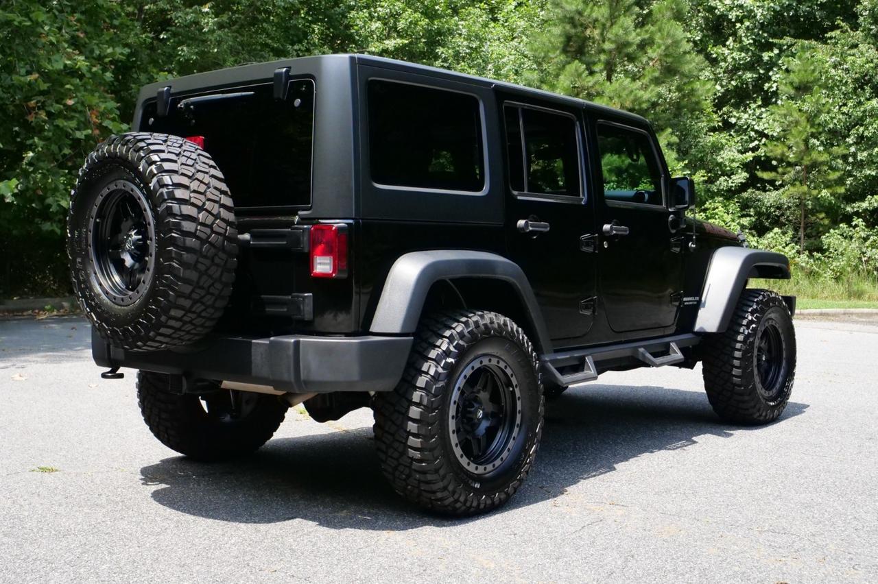 2017 Jeep Wrangler Unlimited Rubicon 4X4 / Wheels & Tires / Leather Seats! Lincolnton NC