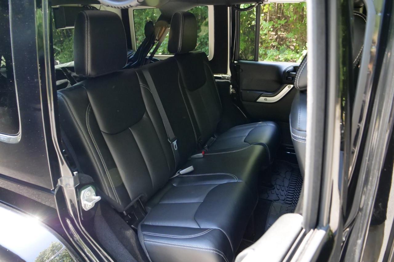 2017 Jeep Wrangler Unlimited Rubicon Hard Rock 4X4 / Dual Top Group! Lincolnton NC