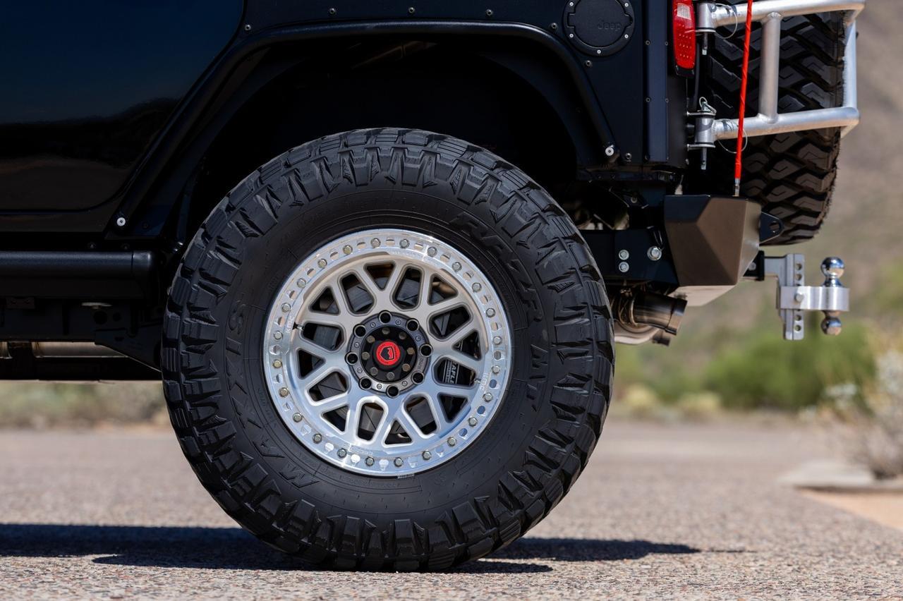 2017 Jeep Wrangler Unlimited Rubicon Hard Rock 5.7L Hemi Powered Full Custom Scottsdale AZ