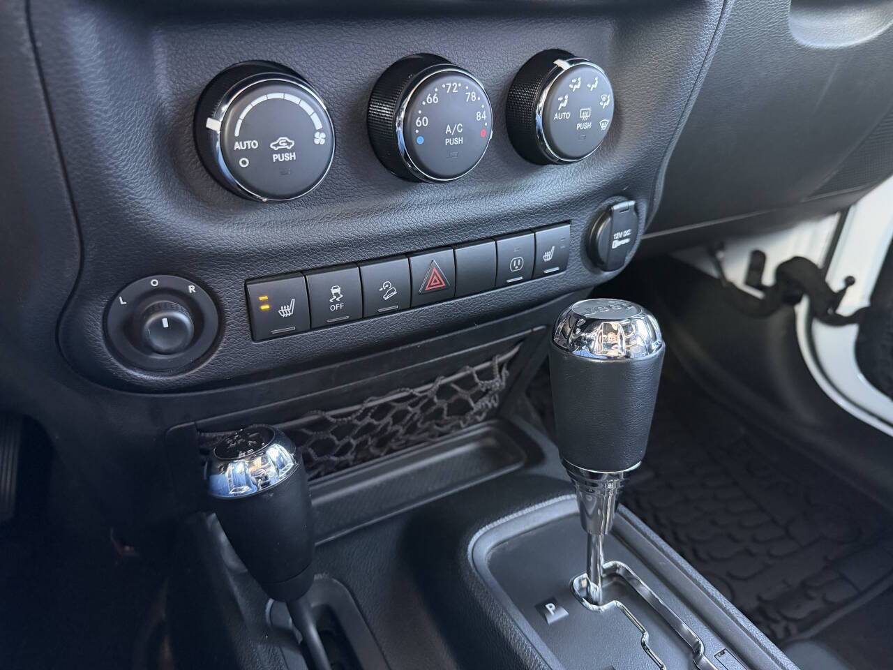 2017 Jeep Wrangler Unlimited Sahara 4x4 4dr SUV Eldridge IA