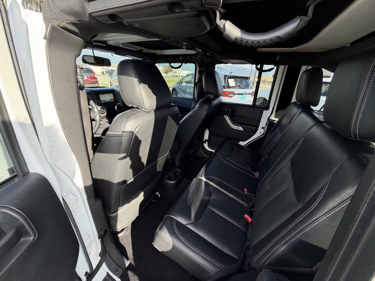 2017 Jeep Wrangler Unlimited Sahara 4x4 4dr SUV Eldridge IA