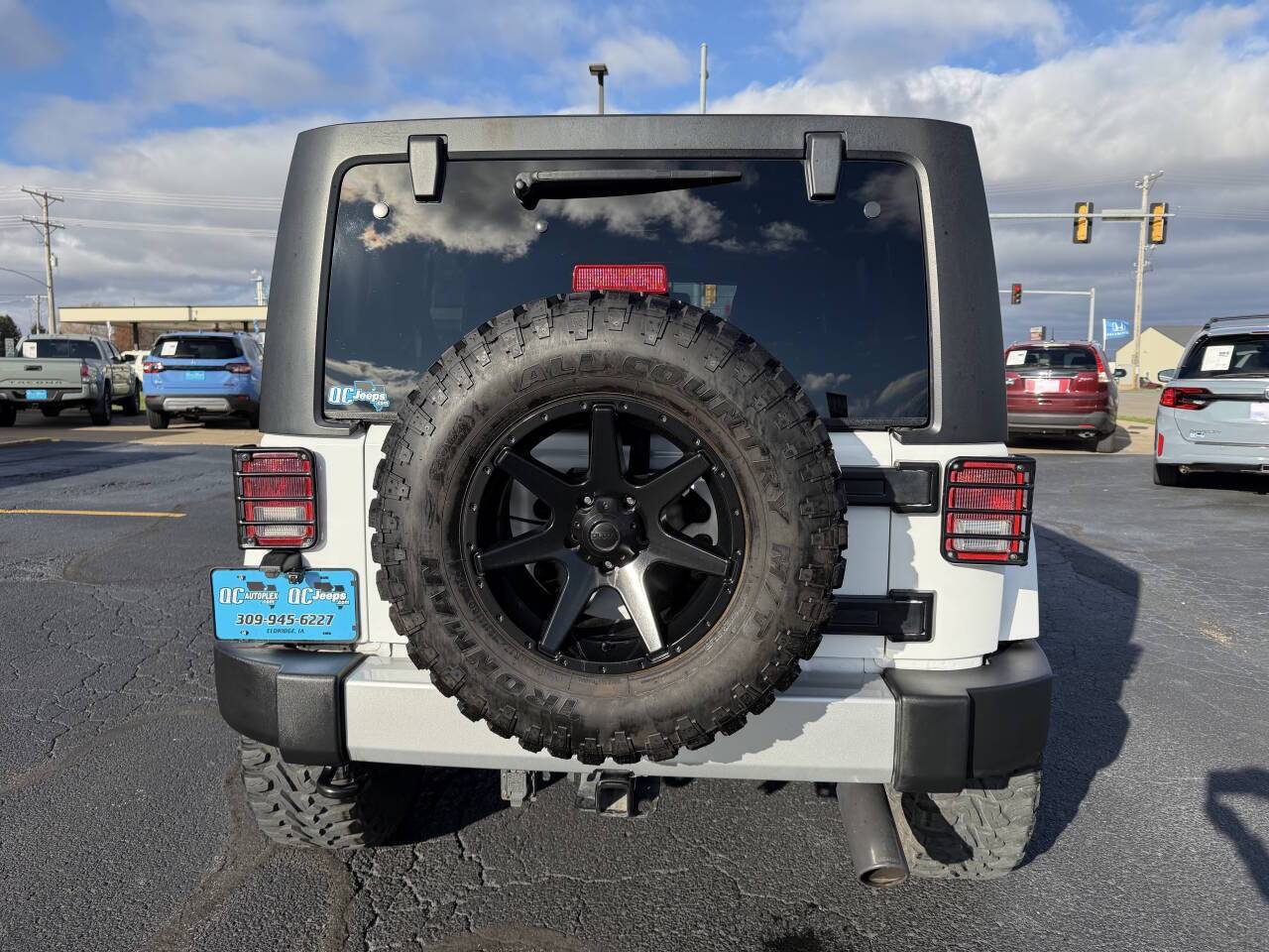 2017 Jeep Wrangler Unlimited Sahara 4x4 4dr SUV Eldridge IA