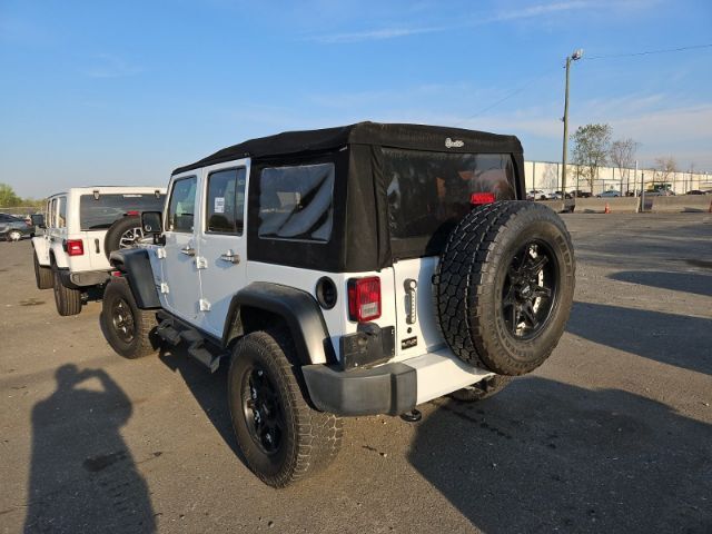2017 Jeep Wrangler Unlimited Sahara 4x4
