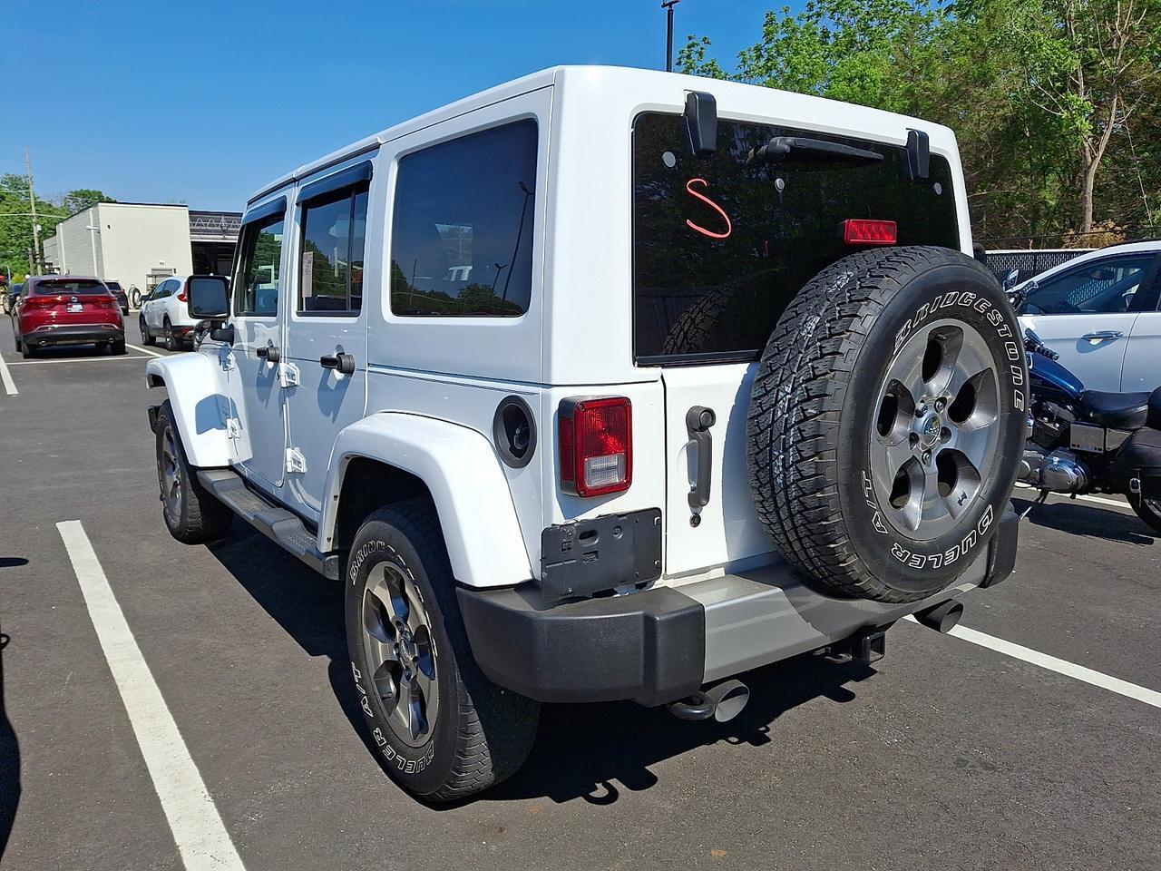 2017 Jeep Wrangler Unlimited Sahara 4x4