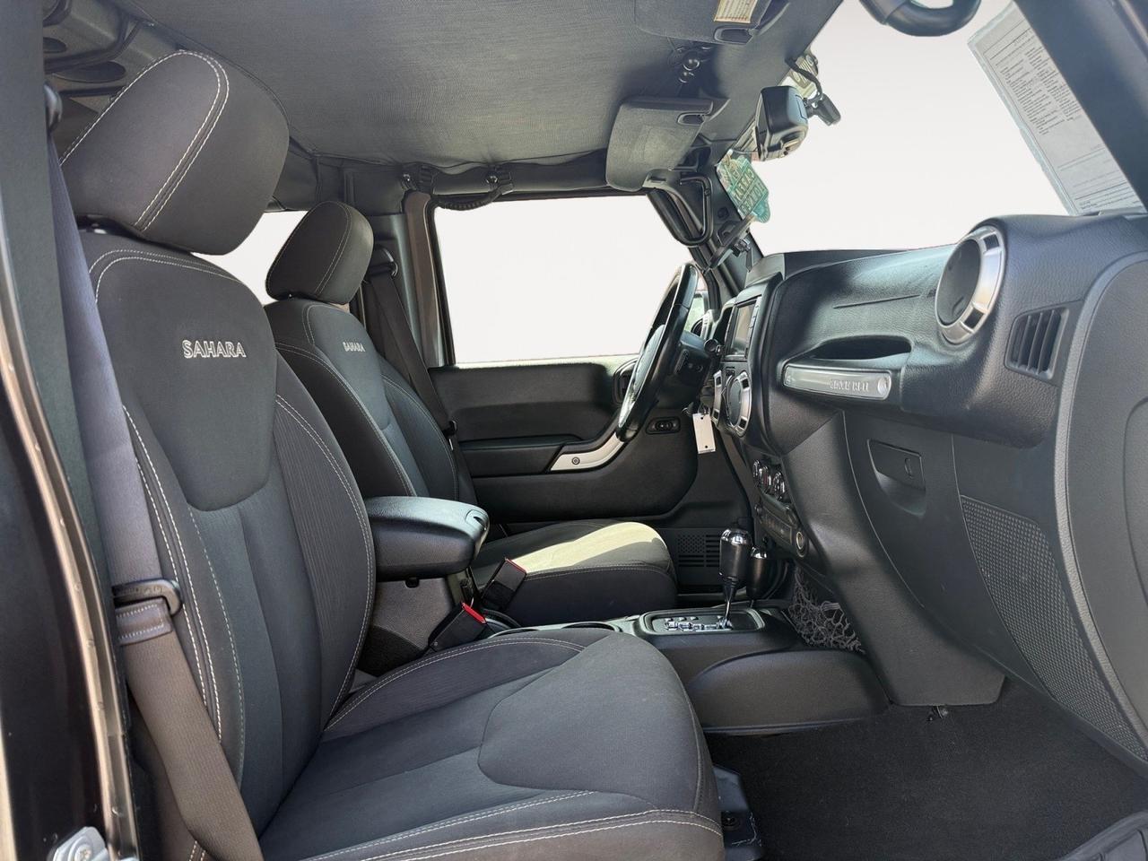 2017 Jeep Wrangler Unlimited Sahara, BLUETOOTH, POWER/HEATED MIRRORS, REMOTE START, TOW HOOKS, TOW PACKAGE, RUNNING BOARDS, CLEAN CARFAX! Norfolk VA